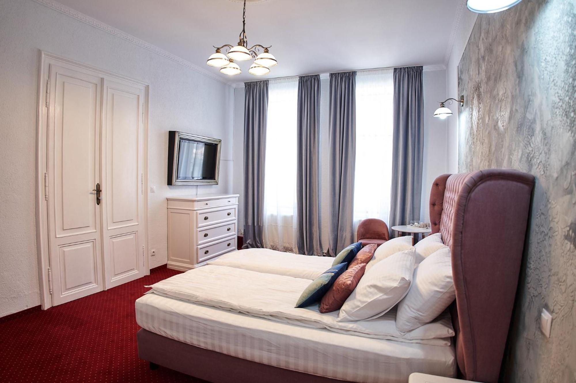 Charma Residence Сибиу Экстерьер фото